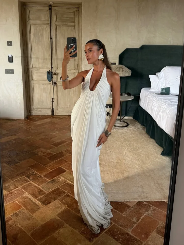 Women Solid Halter Backless Pleated Maxi Dress